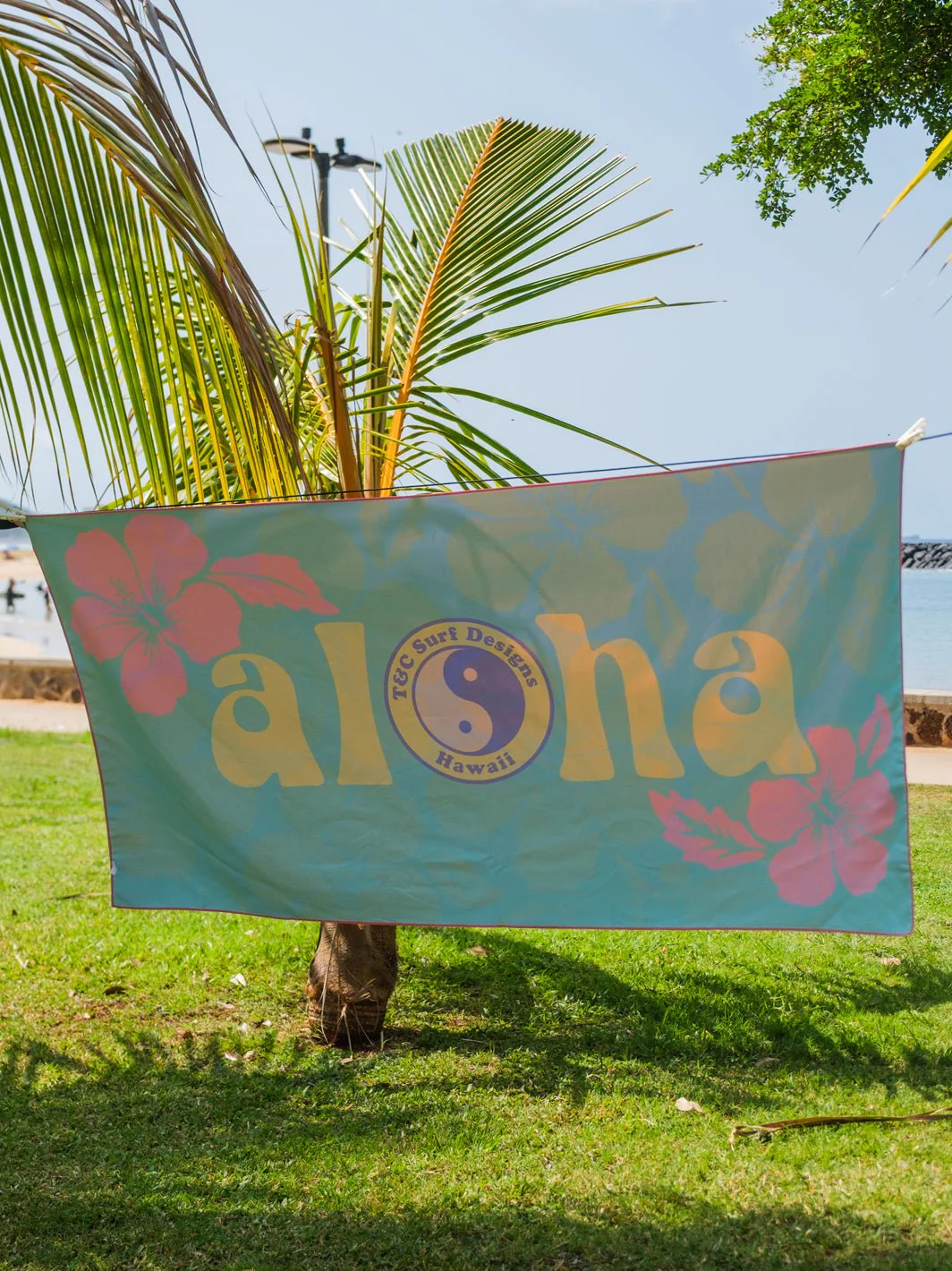 Hibiscus Band Microfiber Towel - Image 3
