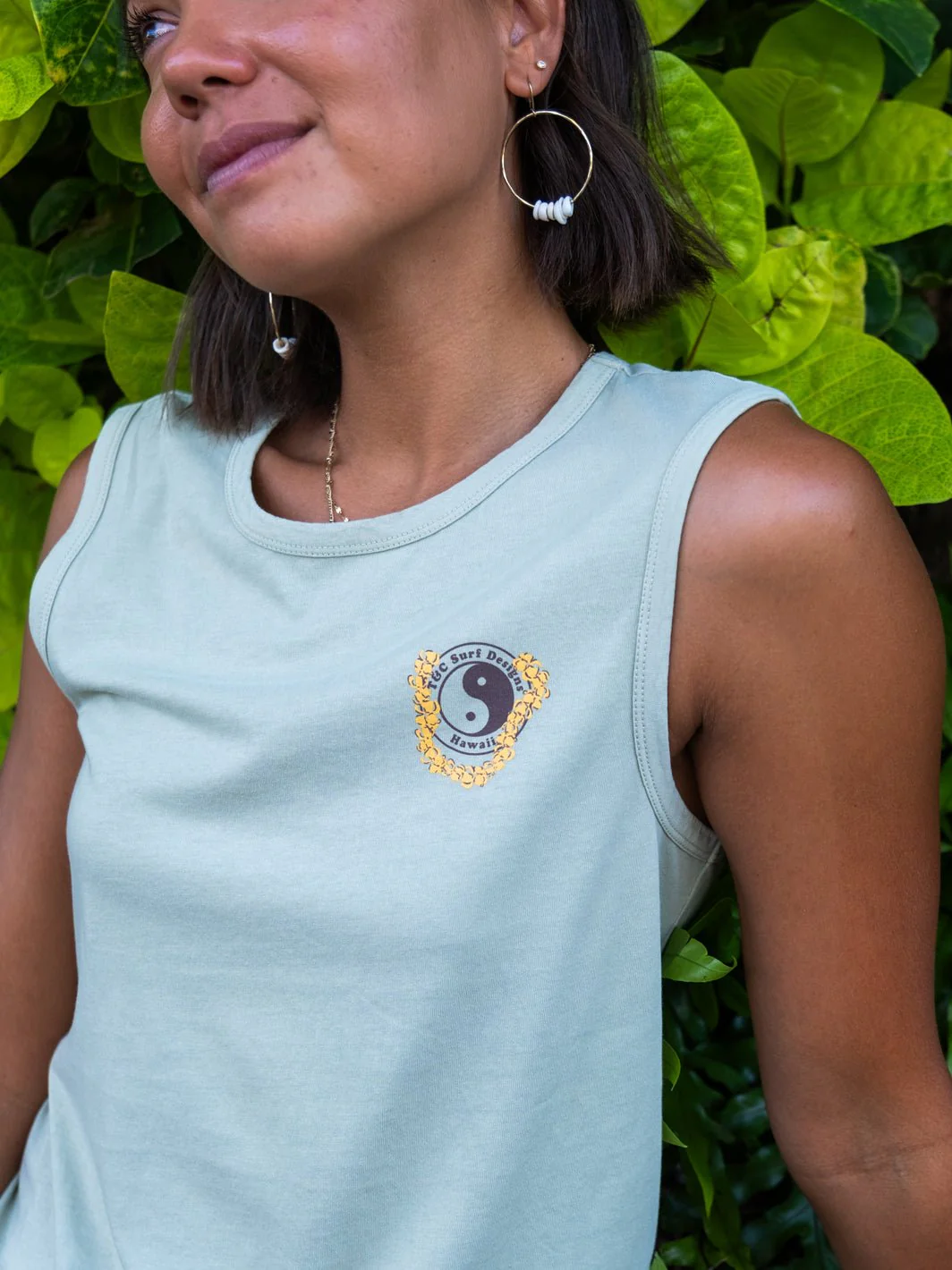 More Lei Muscle Tank - Image 6