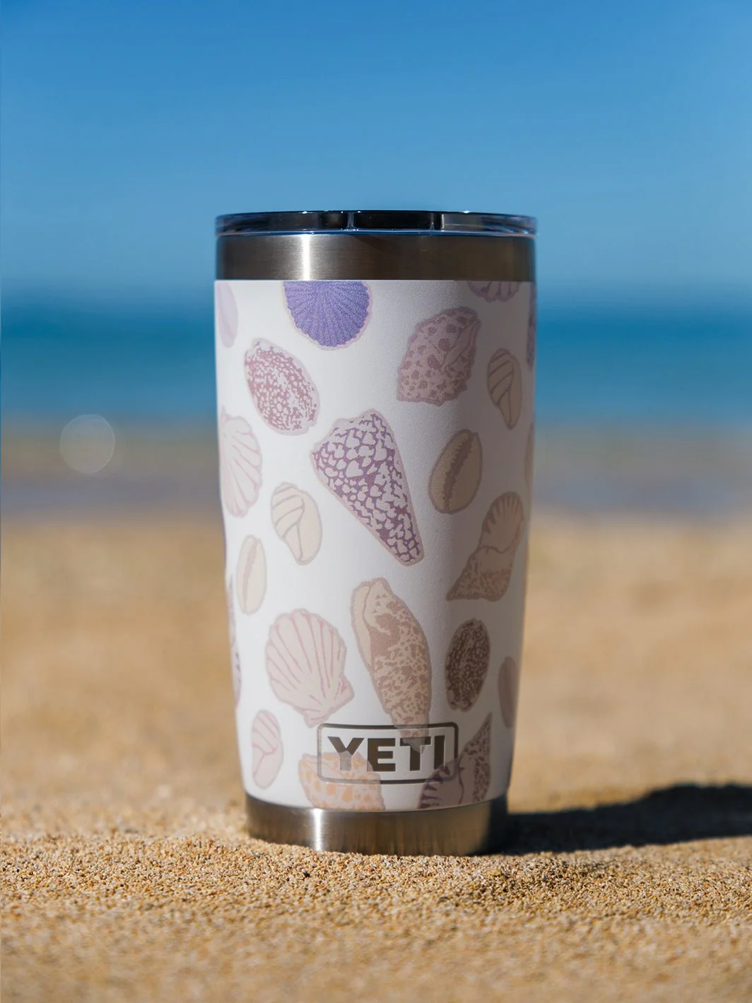 T&C Surf 20 oz Shell Mix Tumbler Yeti - Image 4