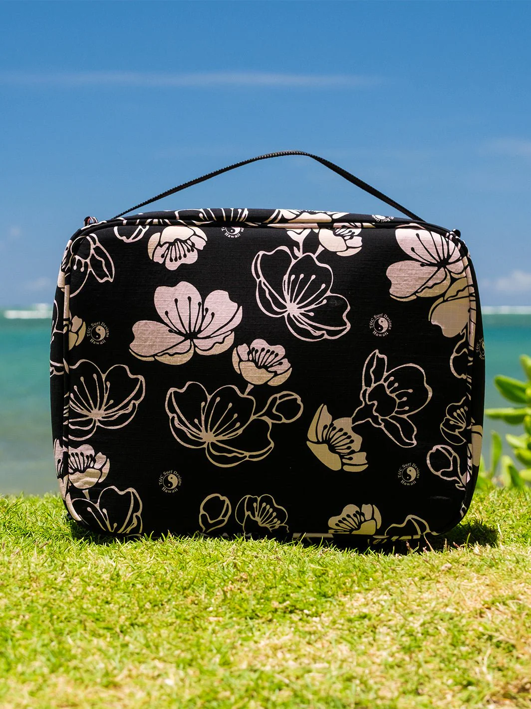 Aloha Collection Cherry Sakura Lunch Tote - Image 4