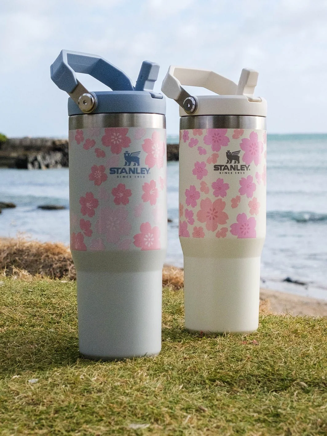 T&C Surf 30 oz Cute Sakura Stanley The IcefIow™ Flip Straw Tumbler - Image 5