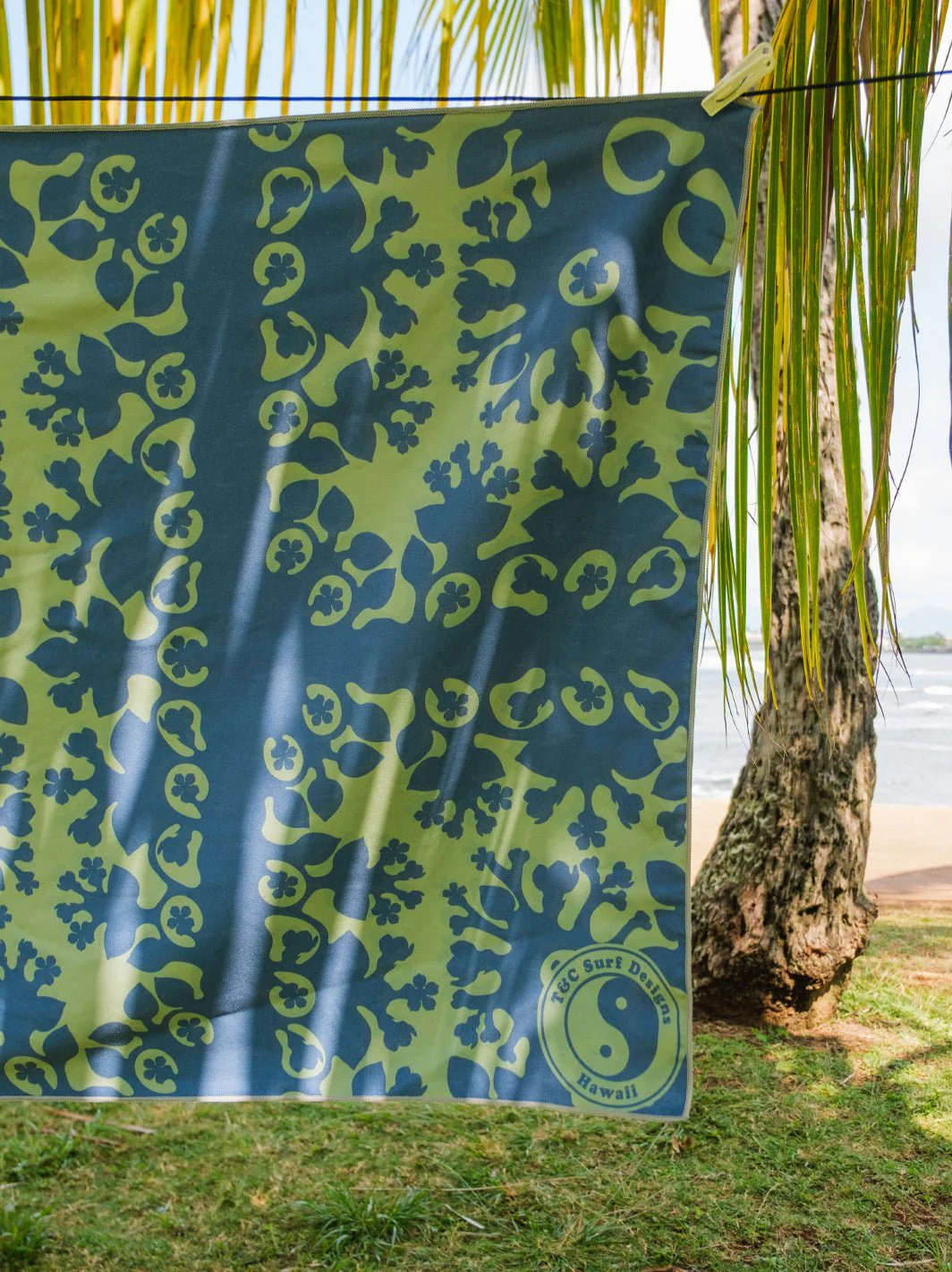 Pakalana Quilt Microfiber Towel - Image 5