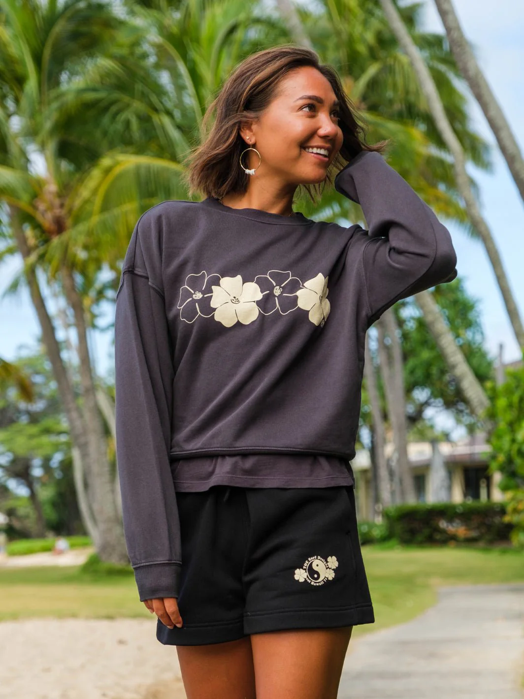 Puakenikeni Love First Date Sweatshirt - Image 3